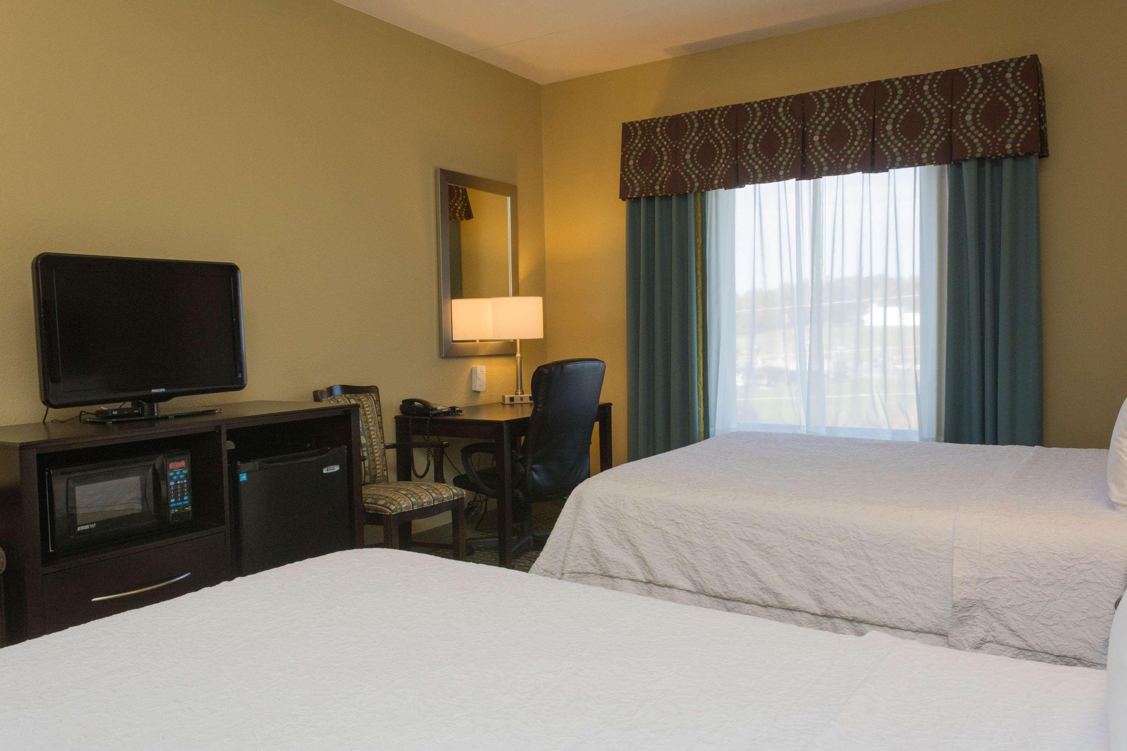 Hampton Inn Дэндридж Экстерьер фото