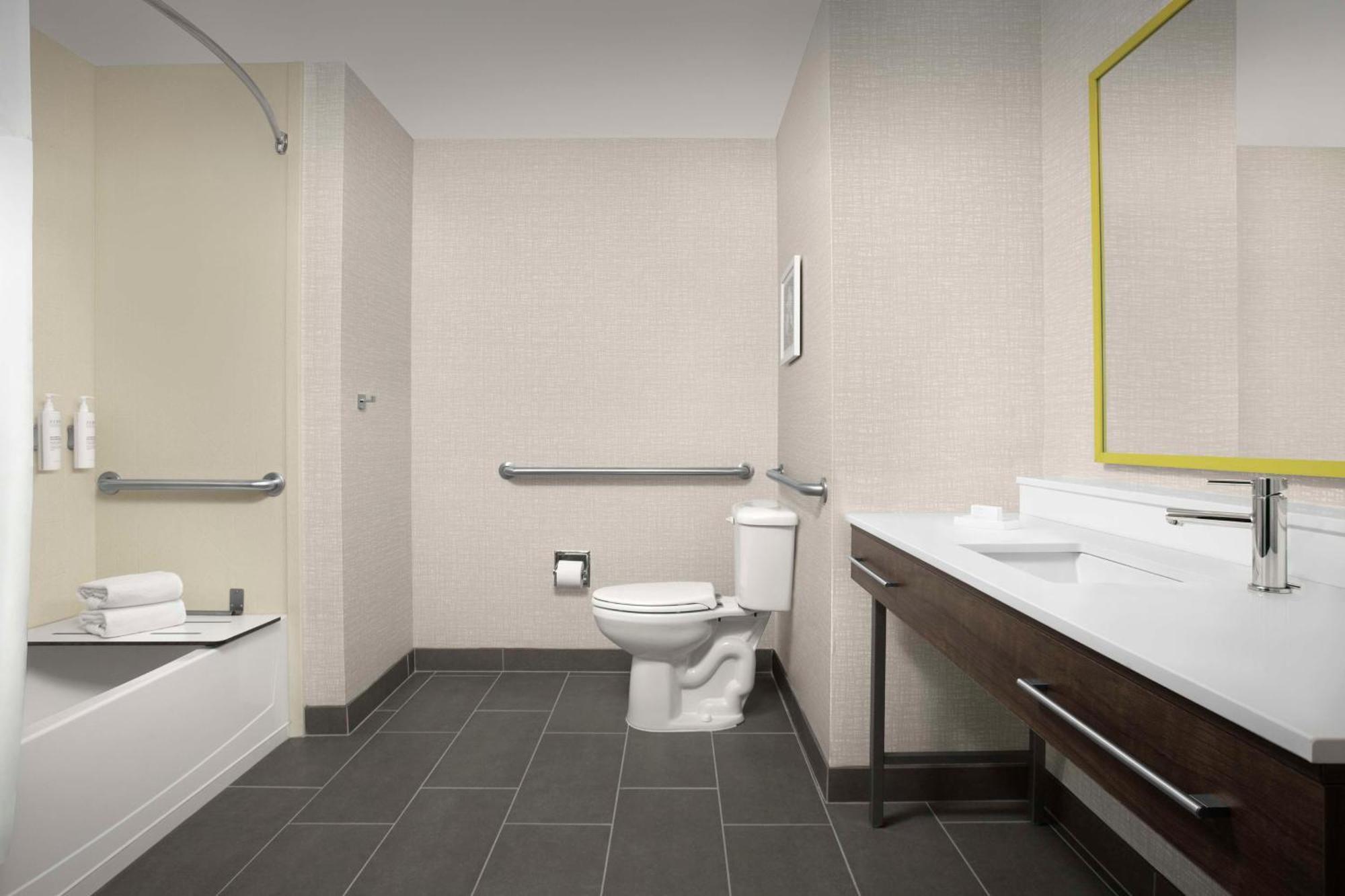 Hampton Inn Дэндридж Экстерьер фото