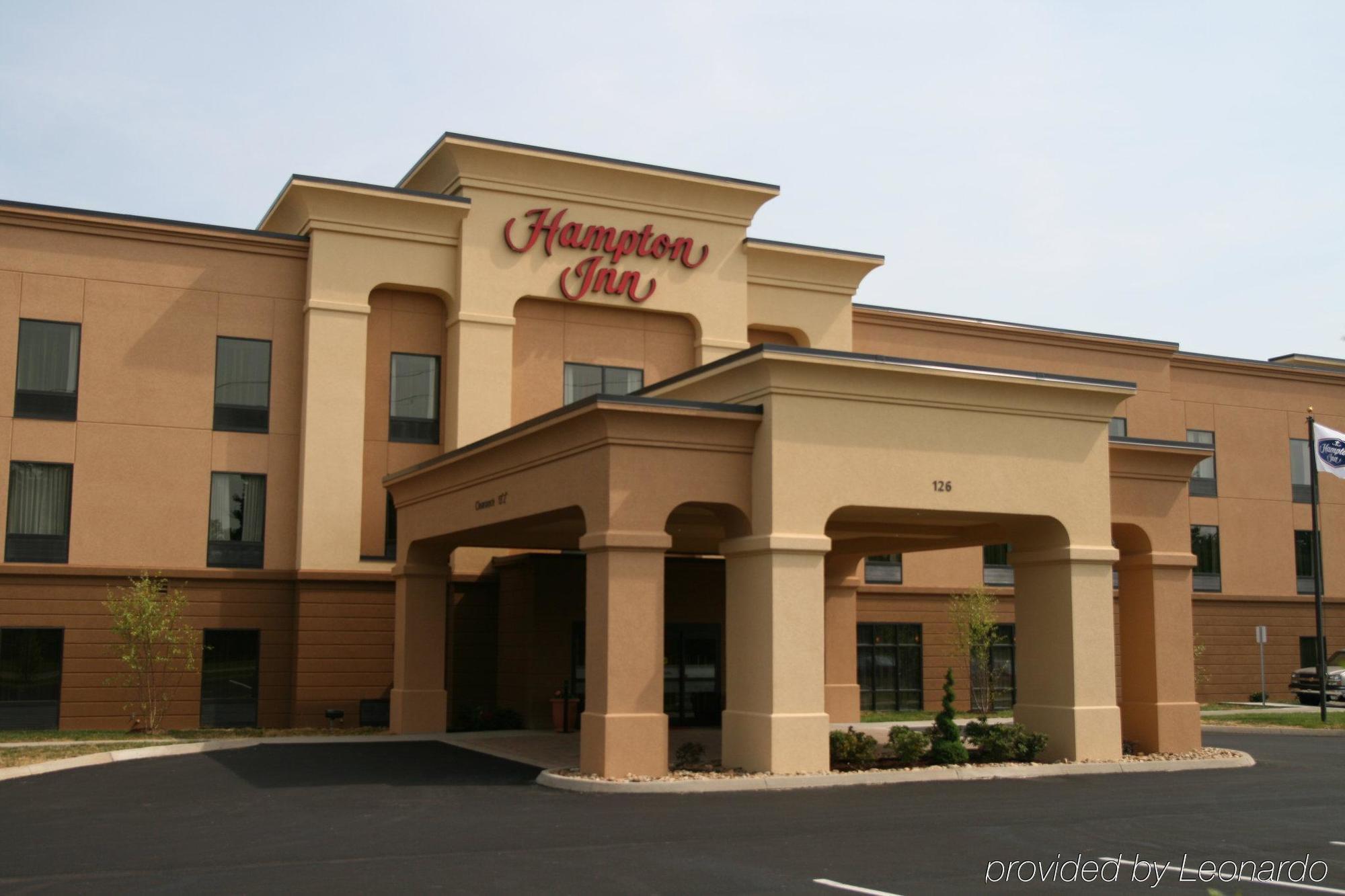 Hampton Inn Дэндридж Экстерьер фото