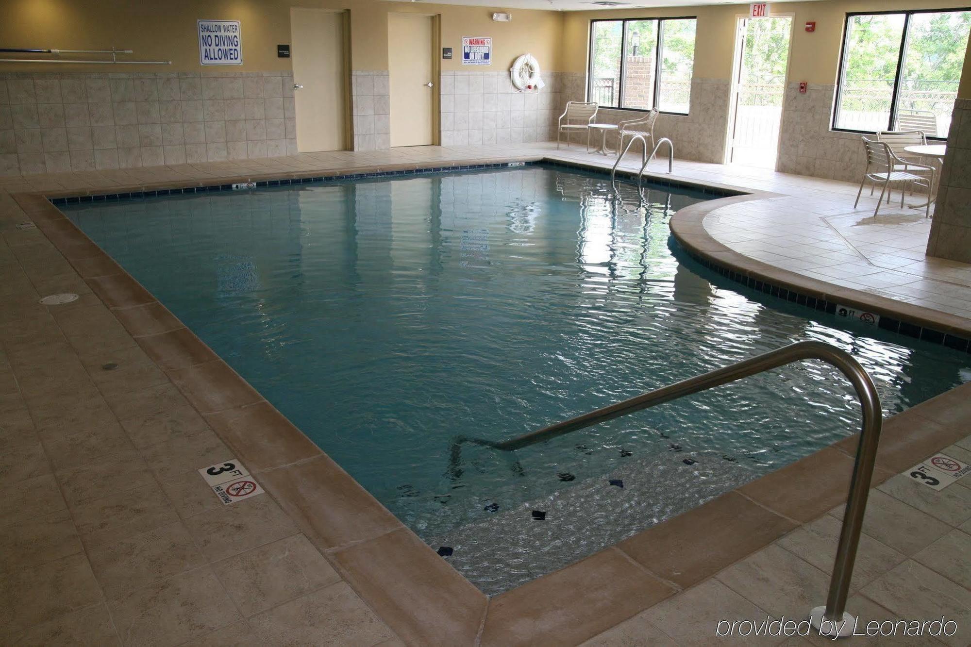 Hampton Inn Дэндридж Удобства фото
